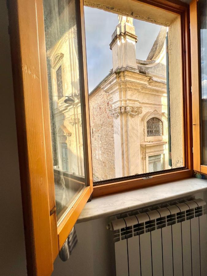 Maison La Luna Lägenhet Pisa Exteriör bild